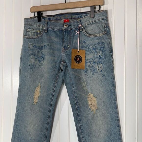 Y2K Vanilla Star Floral Embroidered Low Rise Jeans NWT Distressed Size 9 - Picture 2 of 7